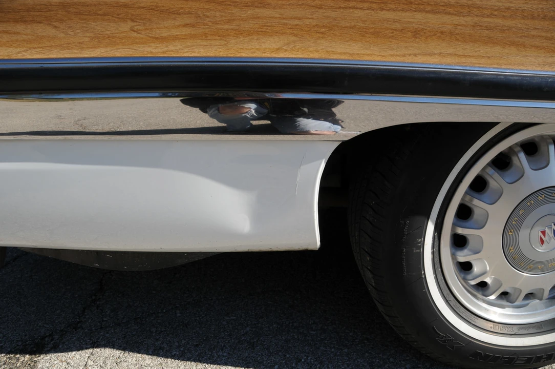 1996 Buick Roadmaster - Image 14 of 31