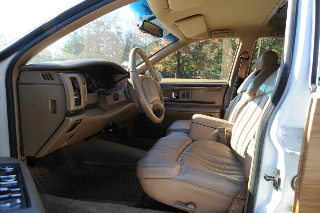 1996 Buick Roadmaster - Image 31 of 31