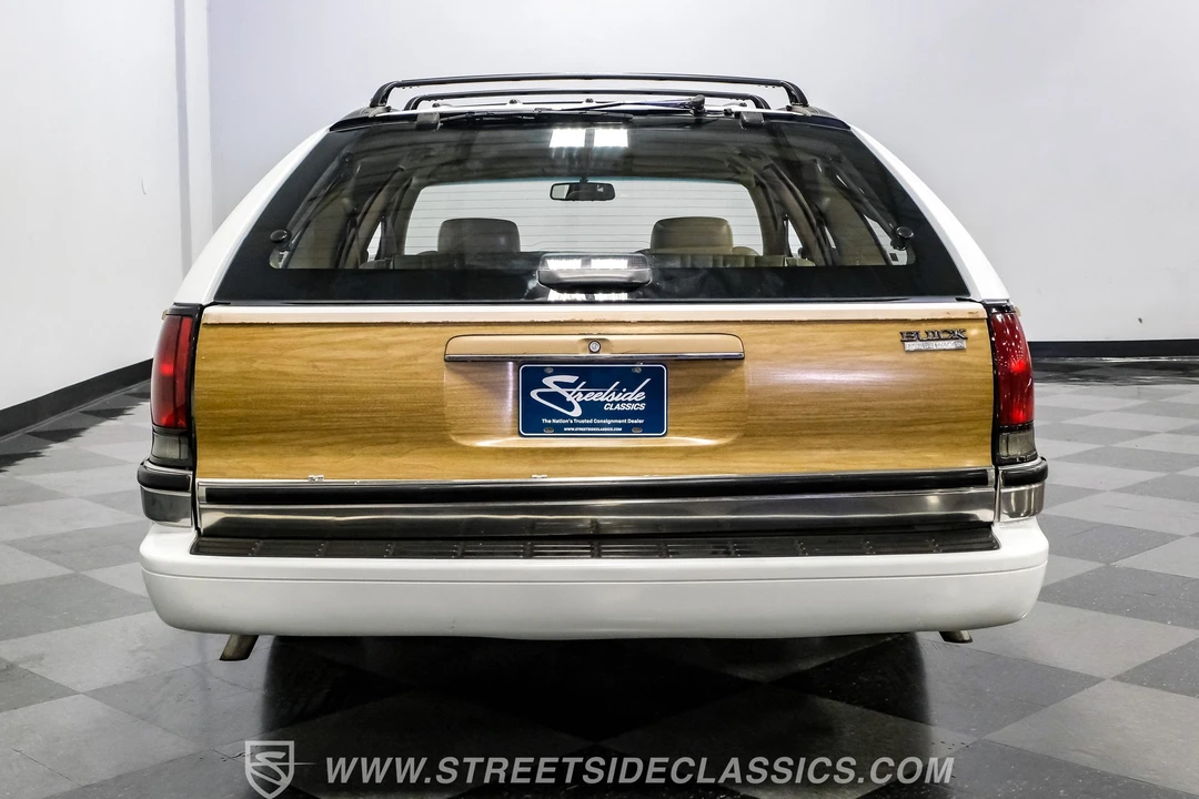 1996 Buick Roadmaster - Image 10 of 31