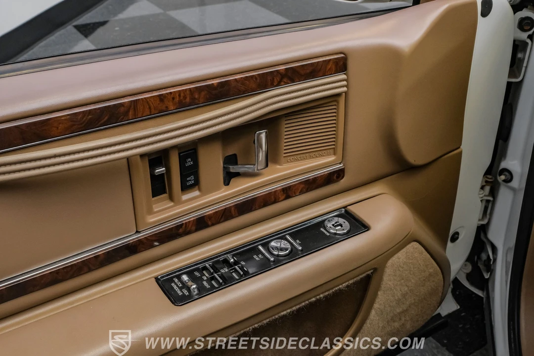 1996 Buick Roadmaster - Image 26 of 31