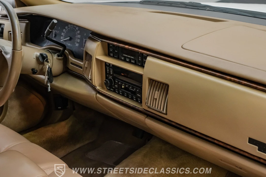 1996 Buick Roadmaster - Image 30 of 31