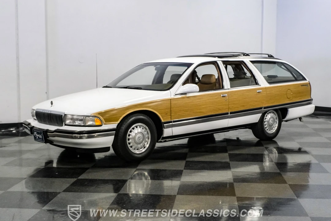 1996 Buick Roadmaster - Image 5 of 31