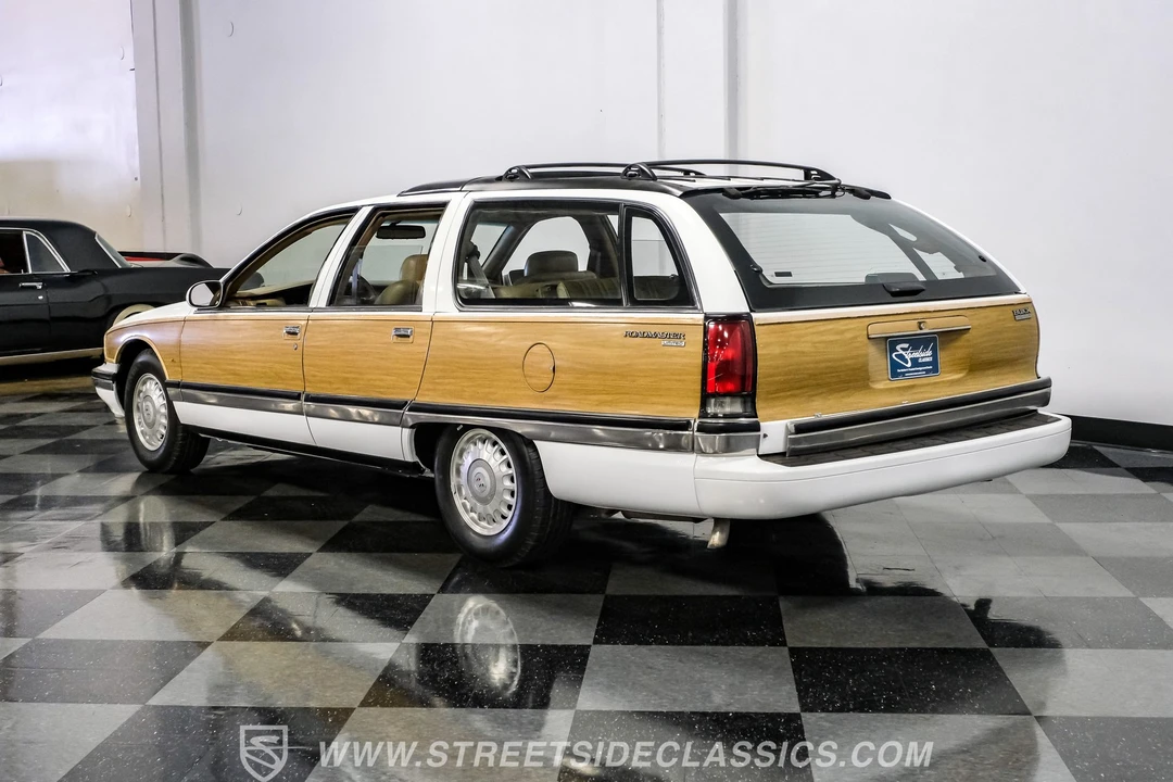 1996 Buick Roadmaster - Image 8 of 31