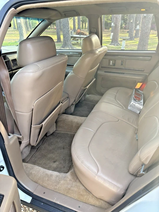 1996 Buick Roadmaster - Image 11 of 11