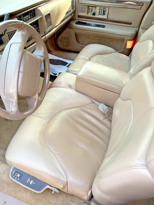 1996 Buick Roadmaster - Image 9 of 11