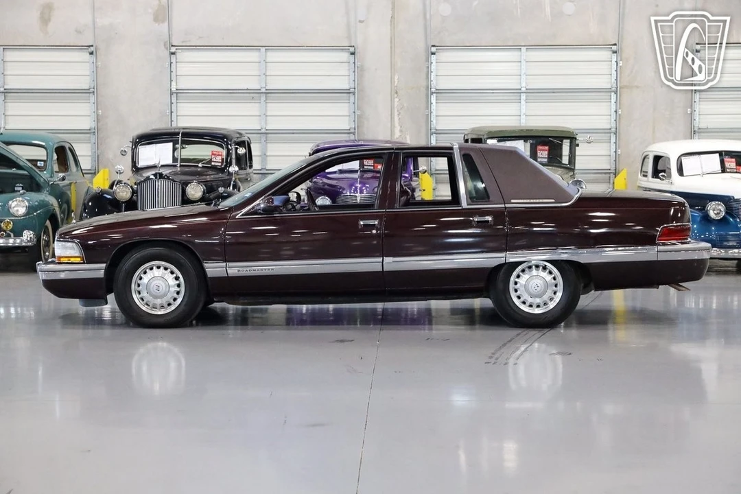 1996 Buick Roadmaster - Image 12 of 12