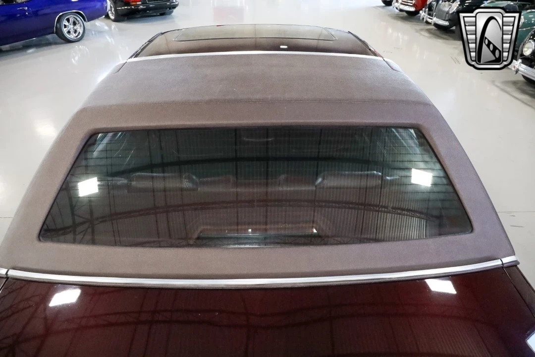 1996 Buick Roadmaster - Image 7 of 12