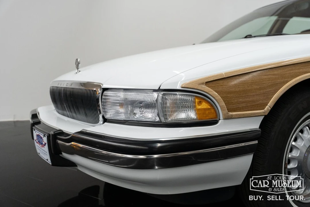 1996 Buick Roadmaster - Image 8 of 21