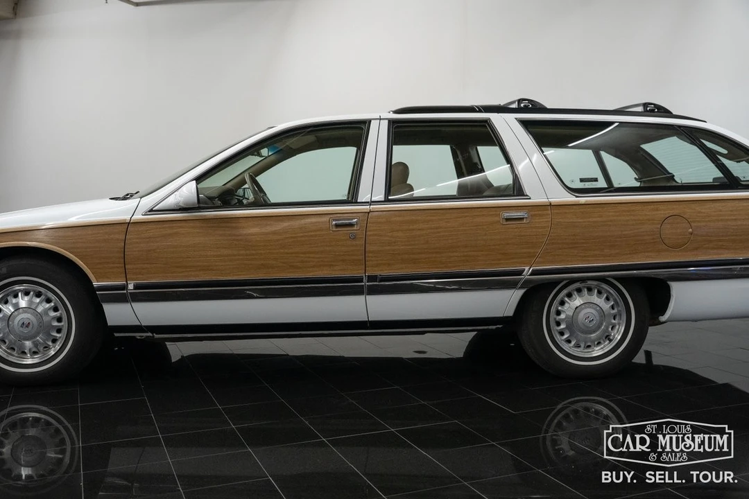 1996 Buick Roadmaster - Image 14 of 21
