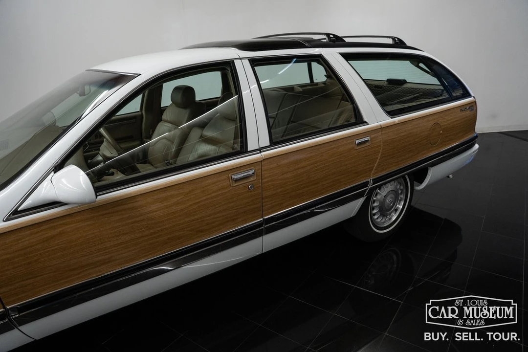 1996 Buick Roadmaster - Image 17 of 21