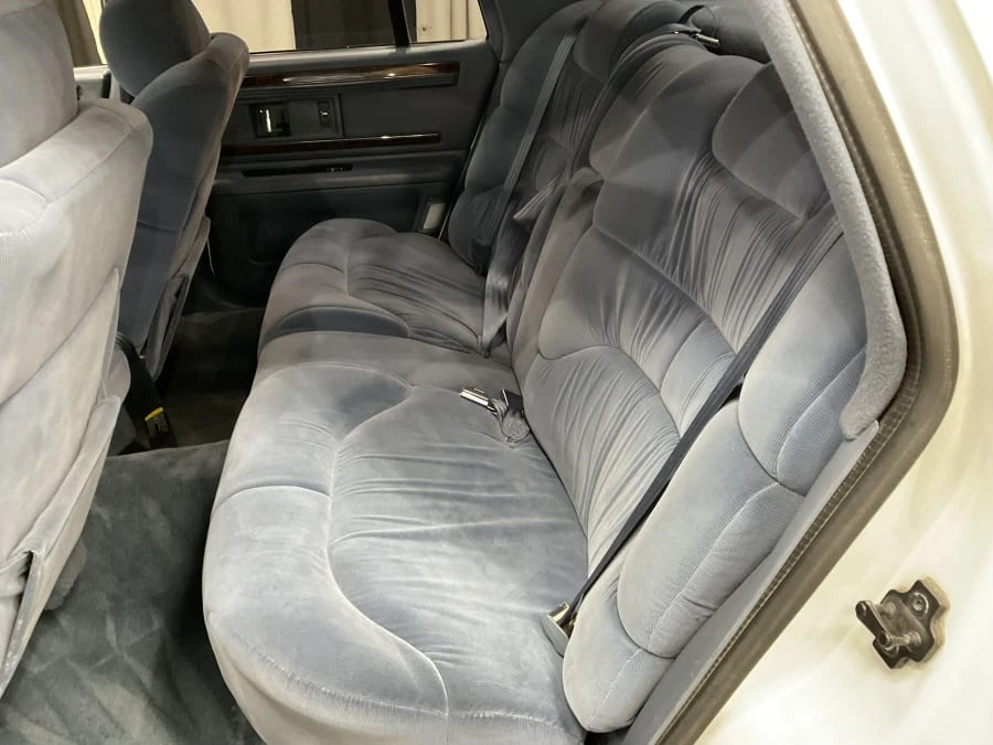 1996 Buick Roadmaster - Image 7 of 11