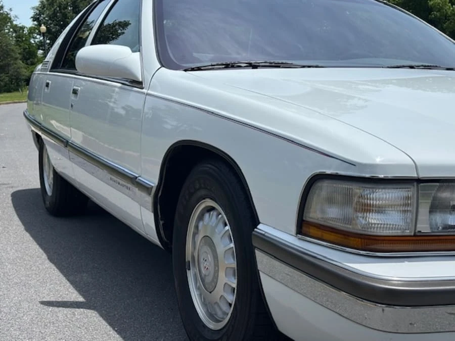 1996 Buick Roadmaster - Image 8 of 21