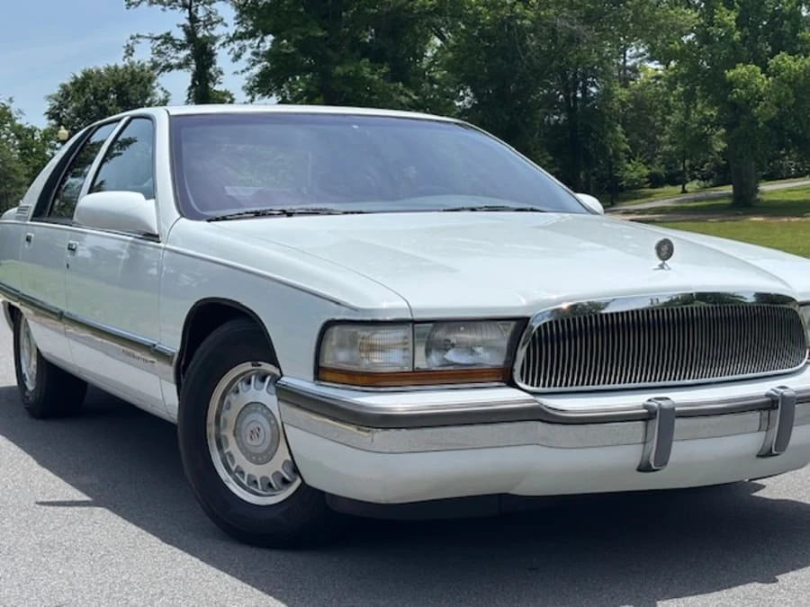 1996 Buick Roadmaster - Image 5 of 21