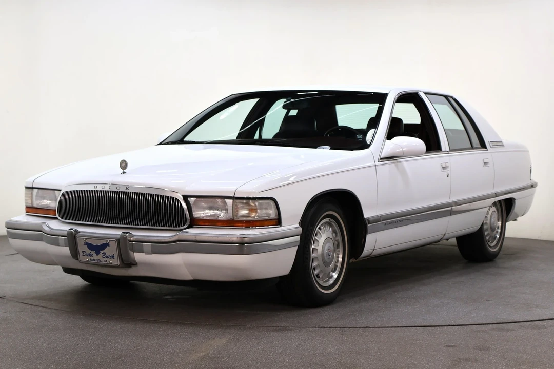 1996 Buick Roadmaster - Image 9 of 21