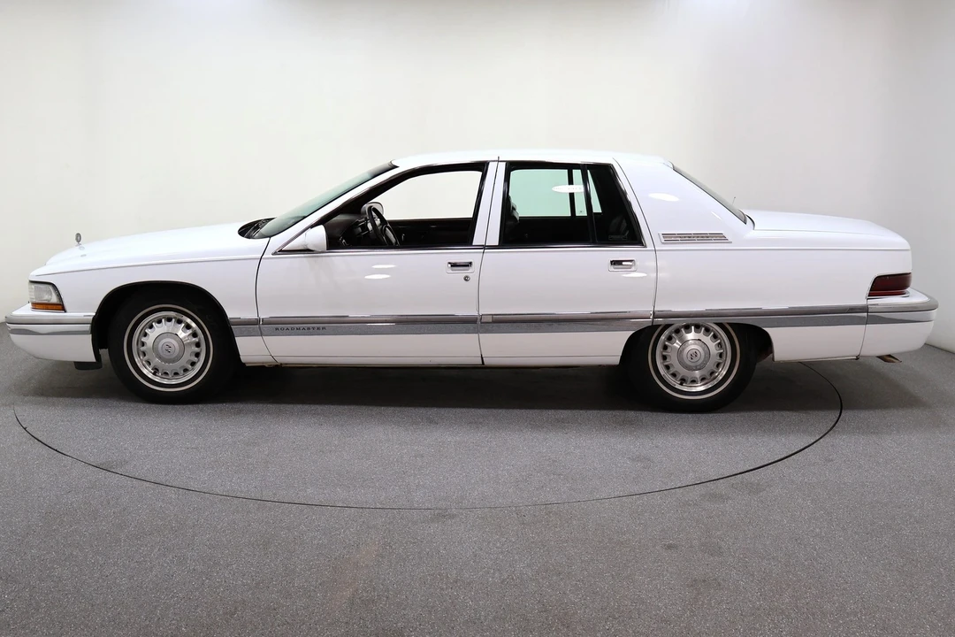 1996 Buick Roadmaster - Image 10 of 21