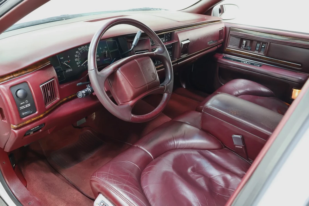 1996 Buick Roadmaster - Image 12 of 21