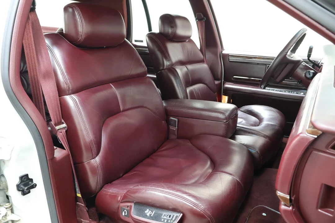 1996 Buick Roadmaster - Image 18 of 21