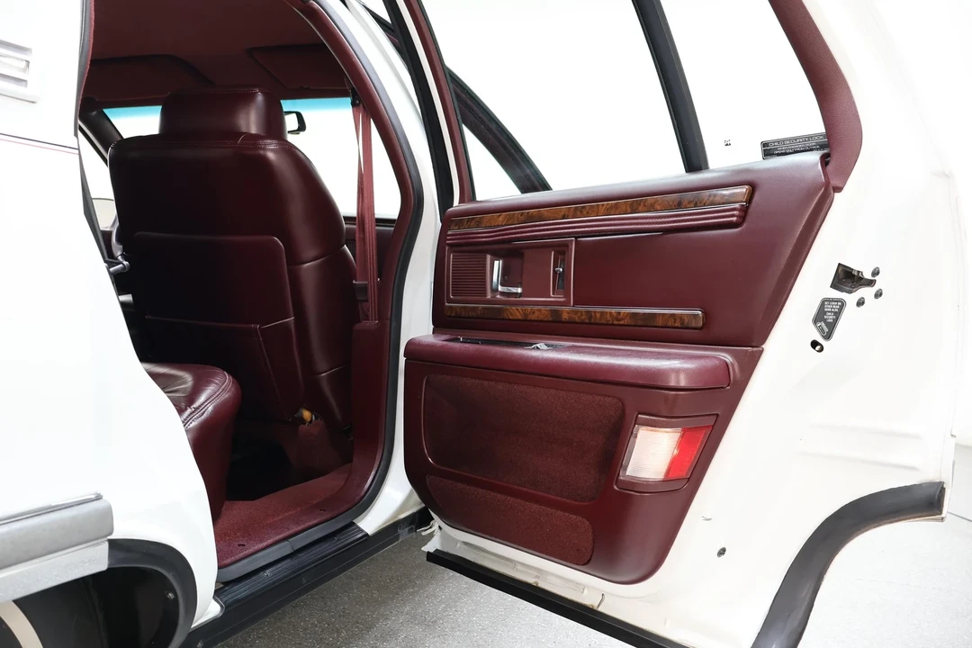 1996 Buick Roadmaster - Image 20 of 21
