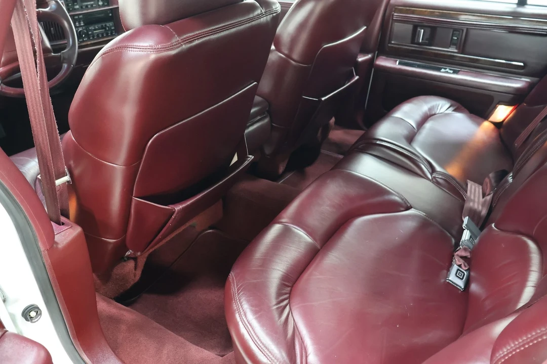 1996 Buick Roadmaster - Image 15 of 21