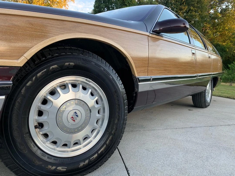 1996 Buick Roadmaster - Image 31 of 31
