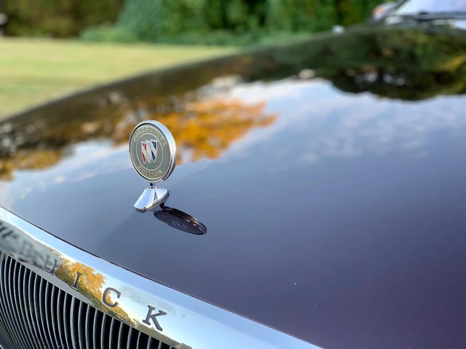 1996 Buick Roadmaster - Image 23 of 31