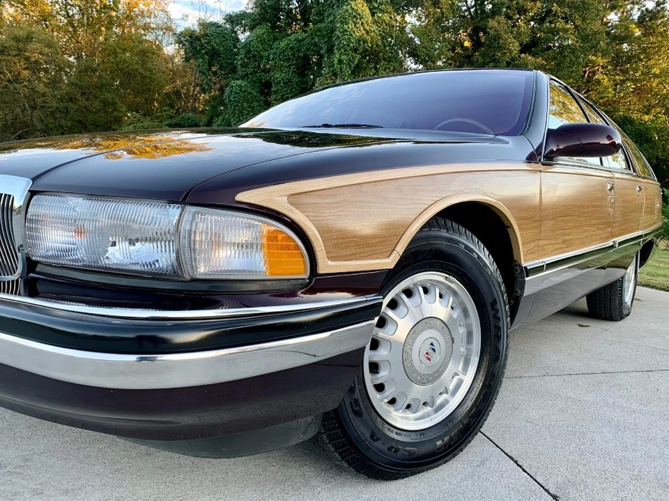 1996 Buick Roadmaster - Image 18 of 31