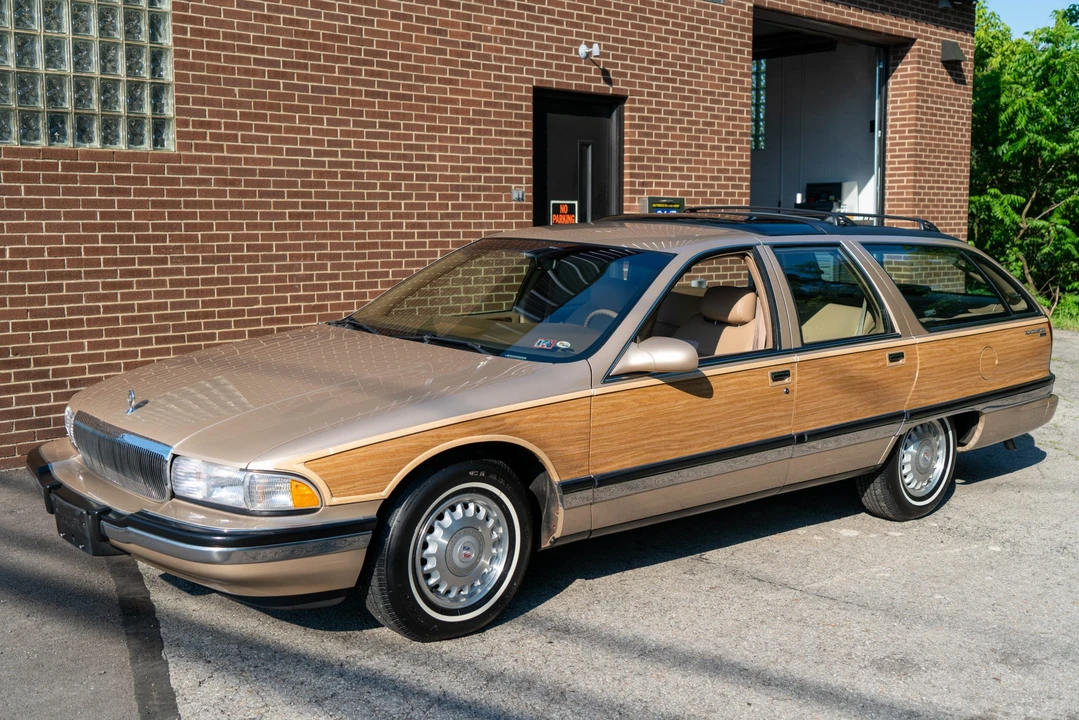 1996 Buick Roadmaster - Image 17 of 31