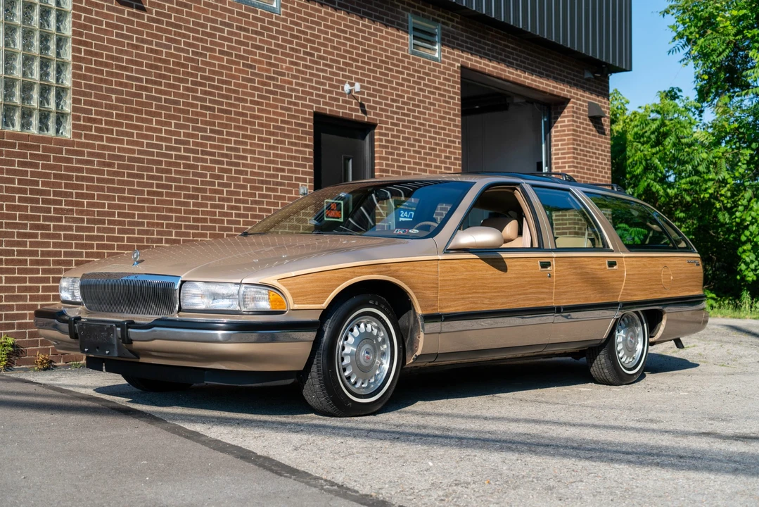 1996 Buick Roadmaster - Image 16 of 31