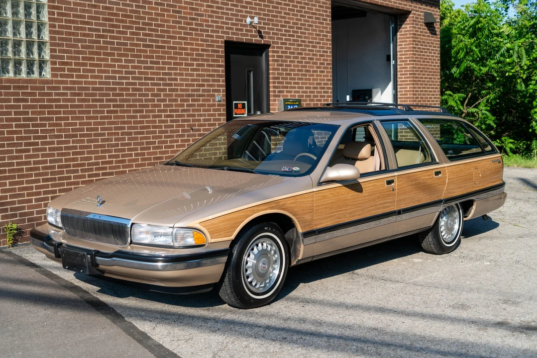 1996 Buick Roadmaster - Image 15 of 31