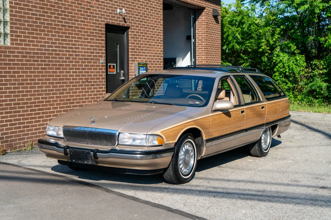 1996 Buick Roadmaster - Image 13 of 31