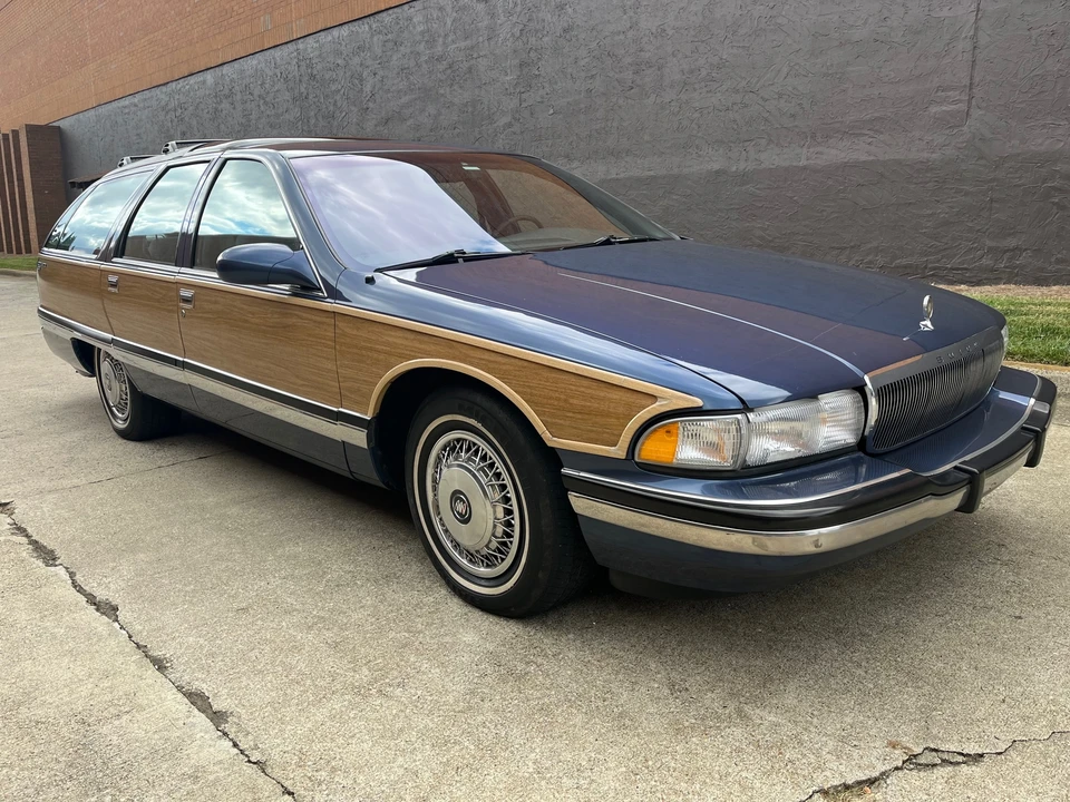 1996 Buick Roadmaster - Image 23 of 31