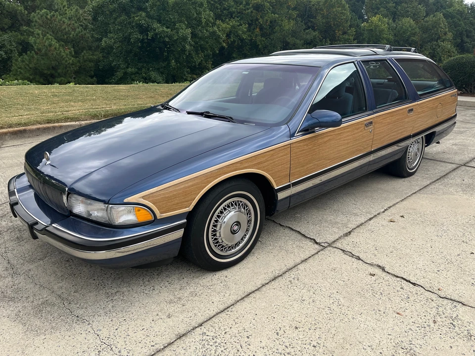 1996 Buick Roadmaster - Image 10 of 31