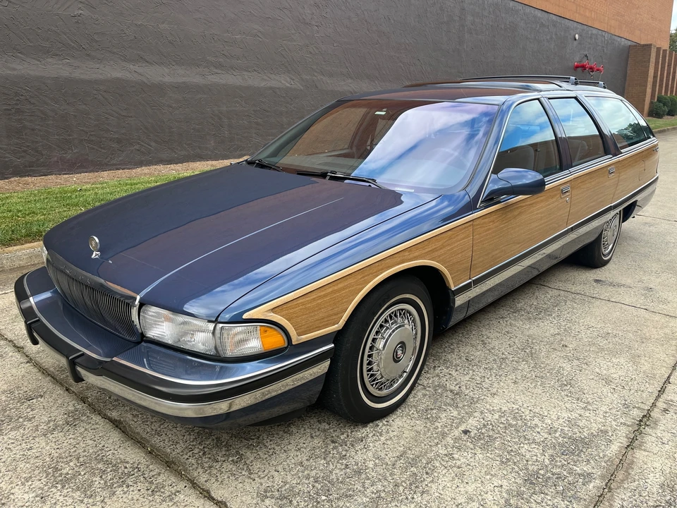 1996 Buick Roadmaster - Image 11 of 31