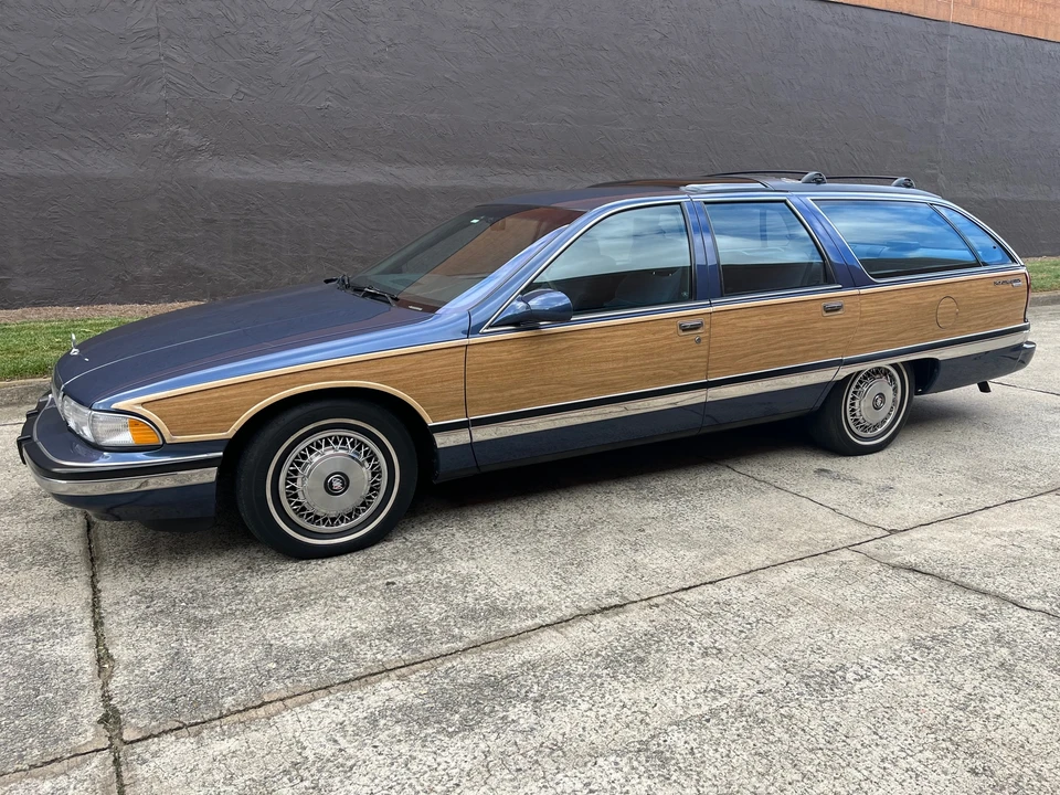 1996 Buick Roadmaster - Image 4 of 31
