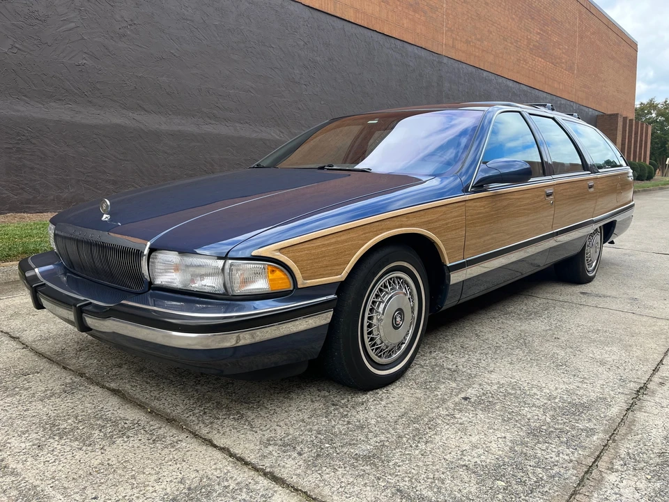 1996 Buick Roadmaster - Image 15 of 31