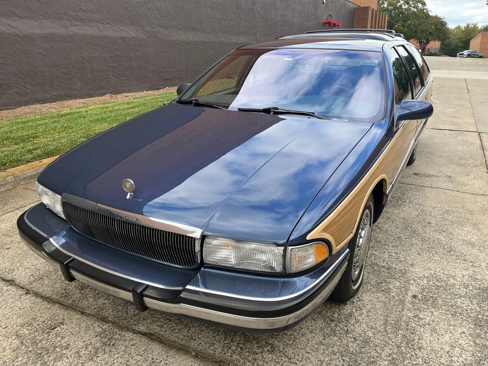 1996 Buick Roadmaster - Image 17 of 31