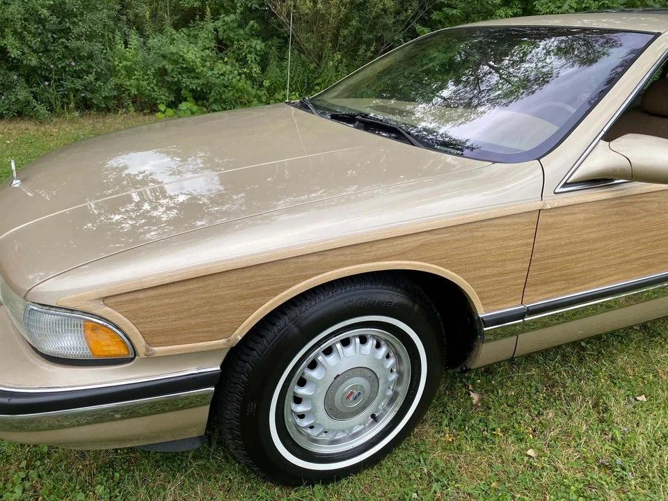 1996 Buick Roadmaster - Image 22 of 31