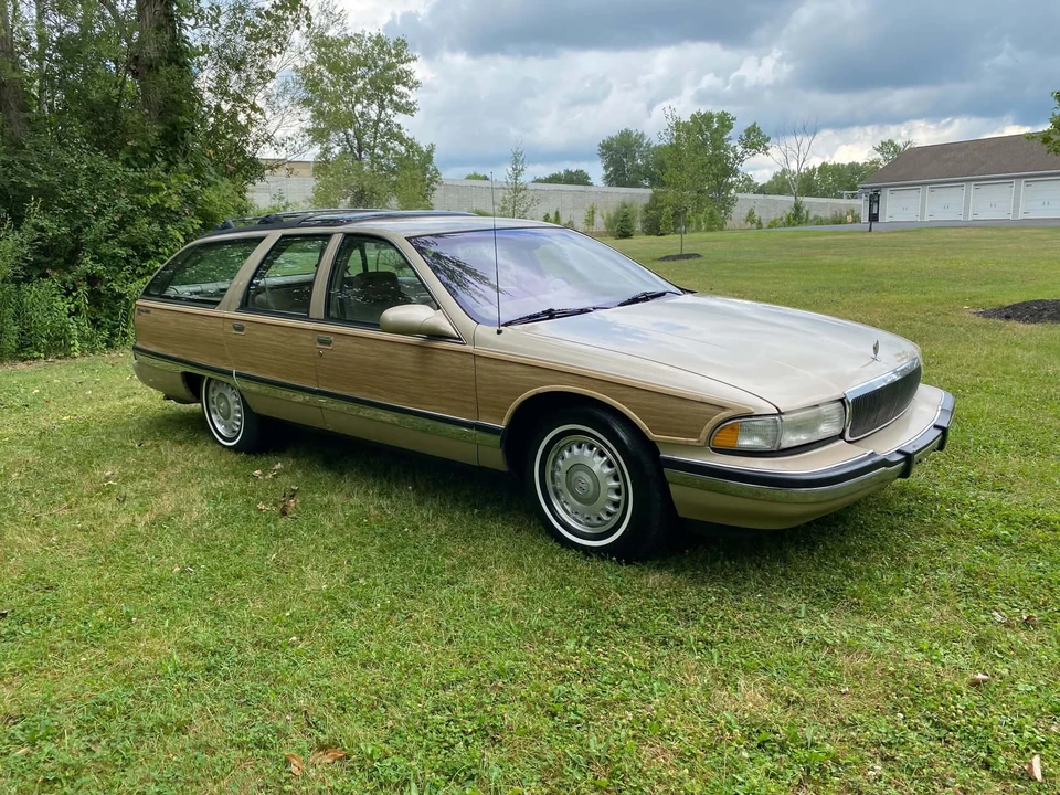 1996 Buick Roadmaster - Image 18 of 31