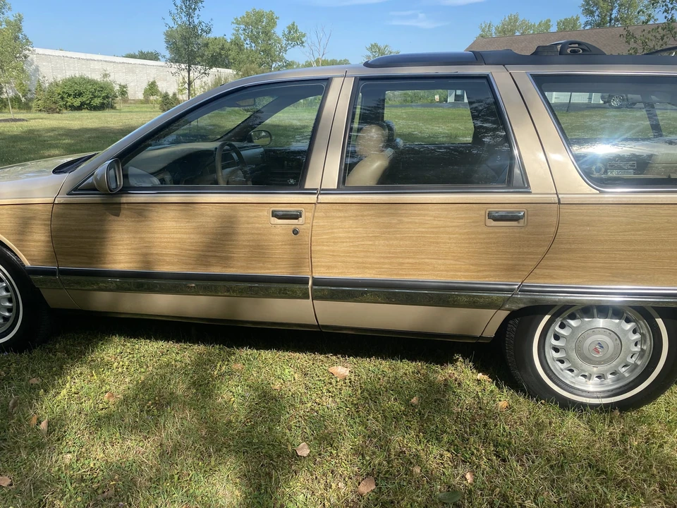 1996 Buick Roadmaster - Image 24 of 31