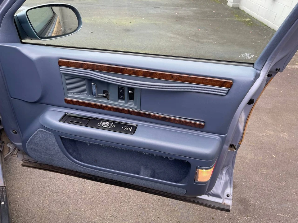 1996 Buick Roadmaster - Image 26 of 31