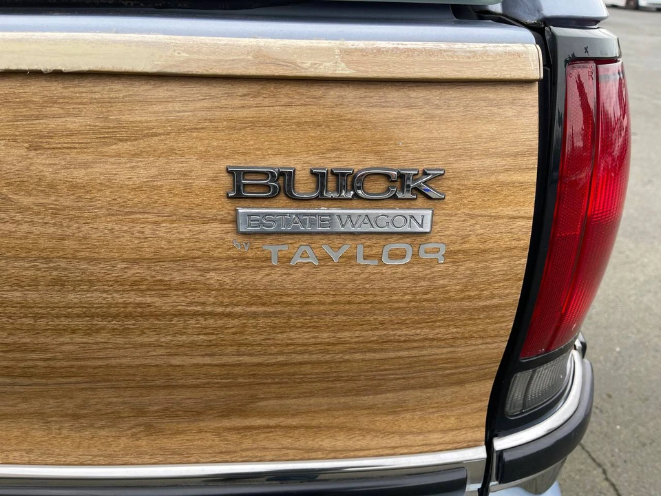 1996 Buick Roadmaster - Image 15 of 31