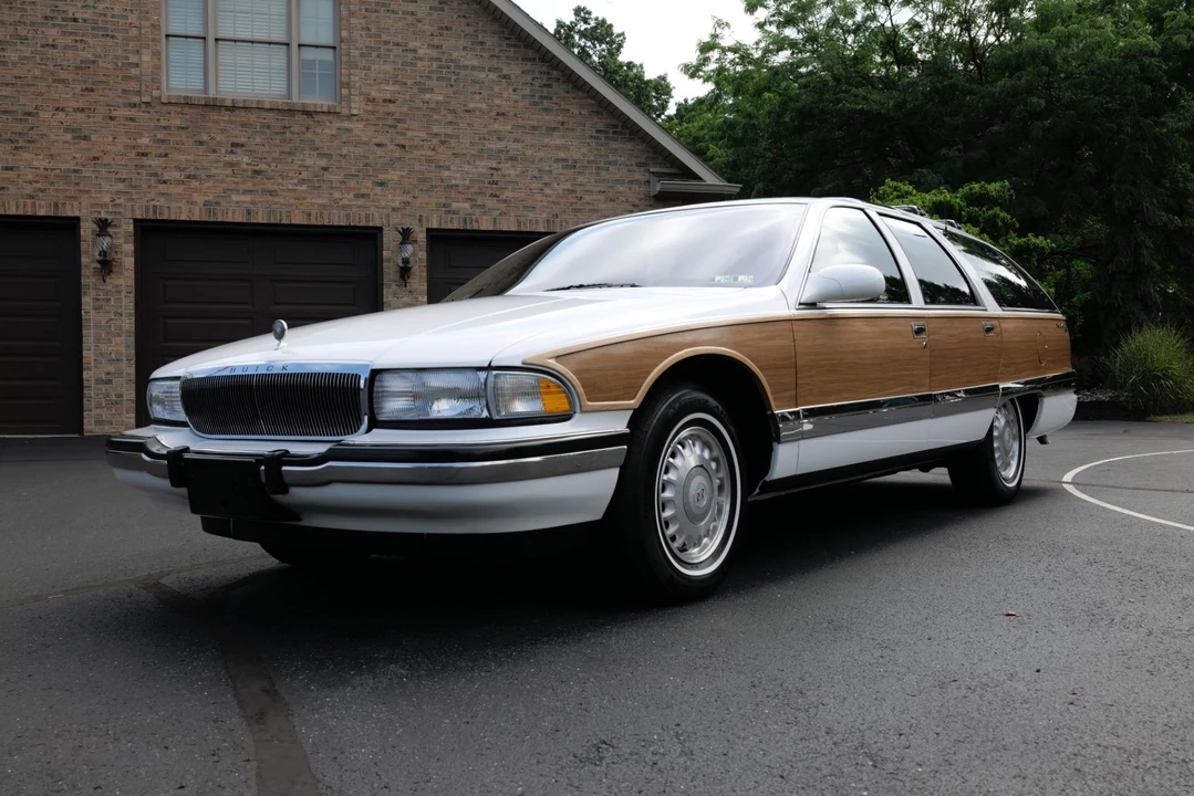 1996 Buick Roadmaster - Image 8 of 31