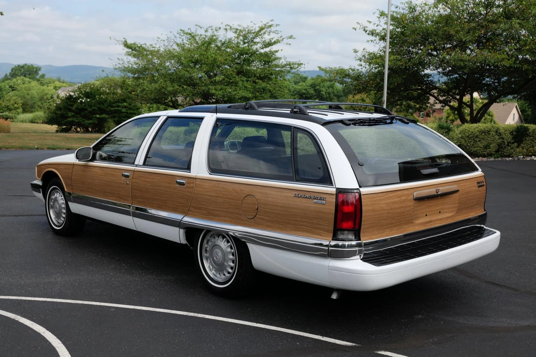 1996 Buick Roadmaster - Image 12 of 31