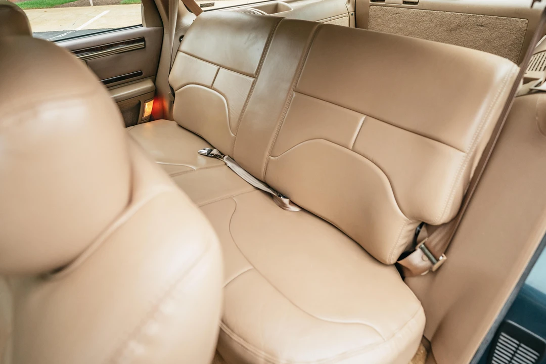 1996 Buick Roadmaster - Image 28 of 31