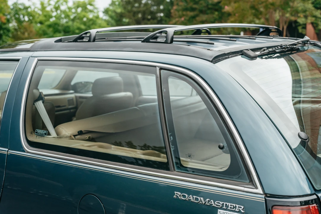 1996 Buick Roadmaster - Image 12 of 31