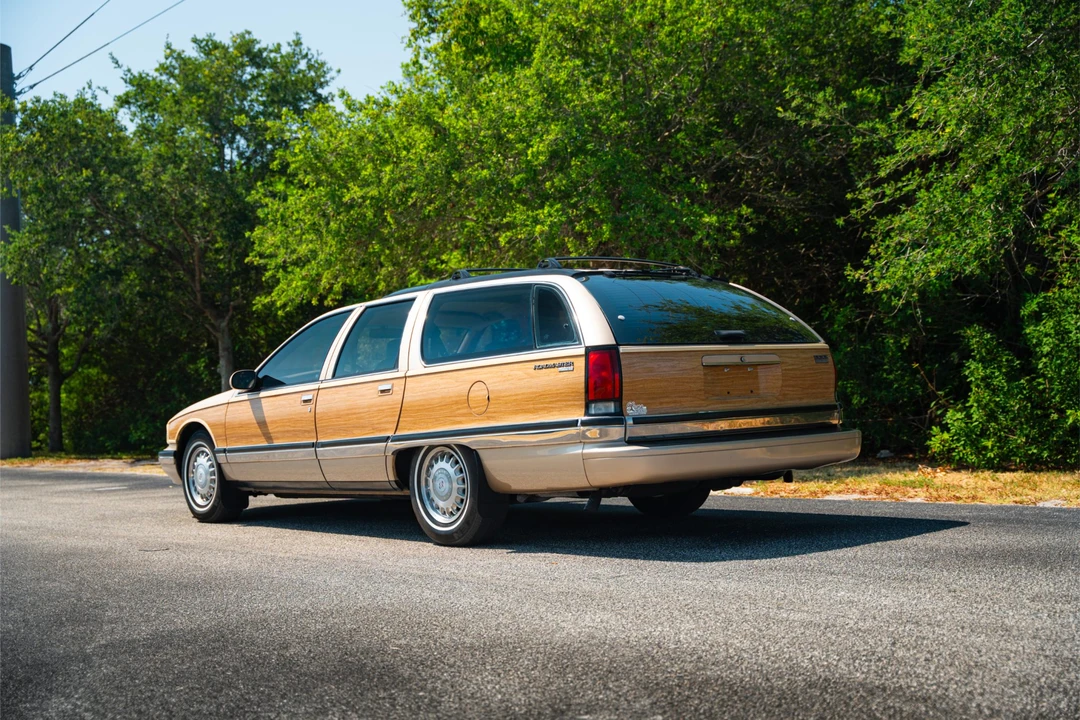 1996 Buick Roadmaster - Image 7 of 31