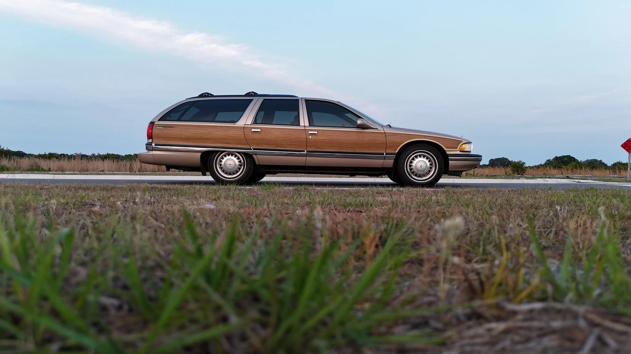 1996 Buick Roadmaster - Image 17 of 31
