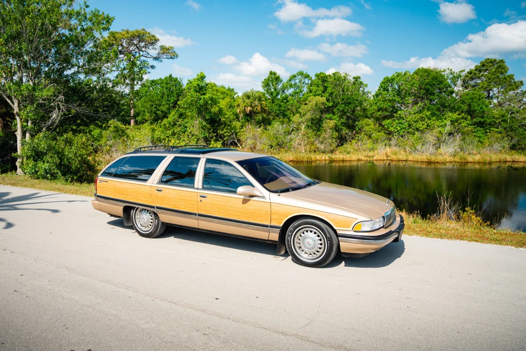 1996 Buick Roadmaster - Image 21 of 31
