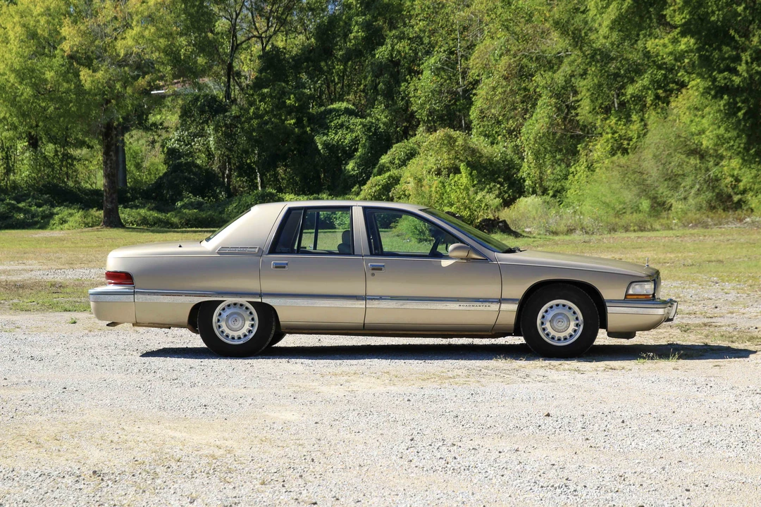 1996 Buick Roadmaster - Image 9 of 31