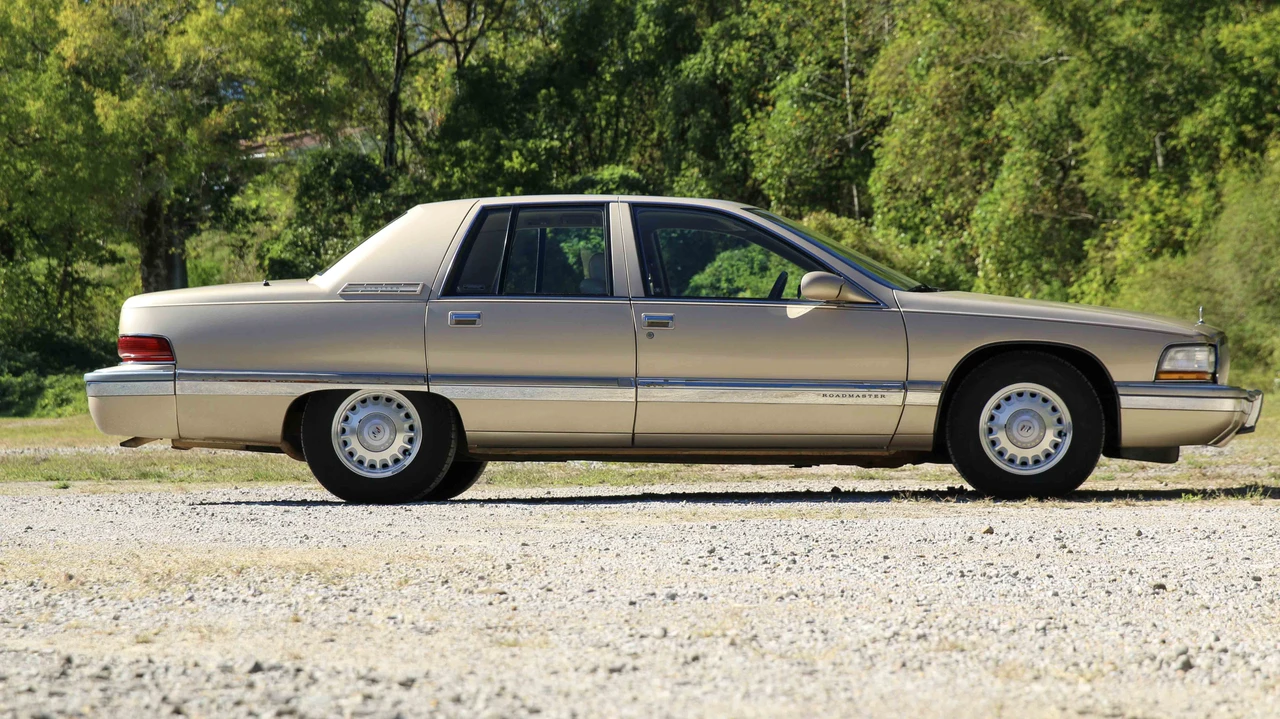 1996 Buick Roadmaster - Image 7 of 31